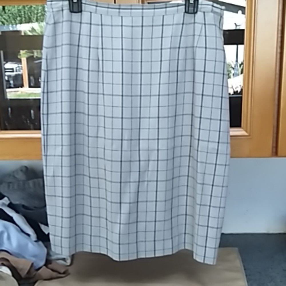 Women's skirt